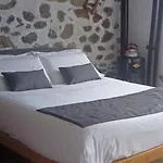 Casa Il Glicine Valtellina 아파트 Tresivio