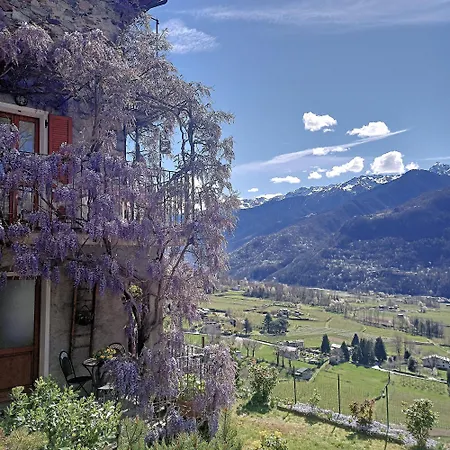 Casa Il Glicine Valtellina 아파트 Tresivio